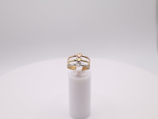 2g Size 7.75, 3.92mm Tri-Color Heart Ring