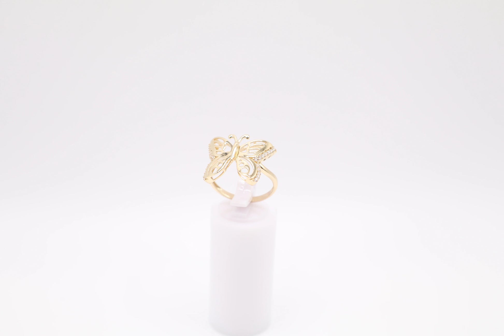 Size 8.5, 1.93mm Butterfly Ring