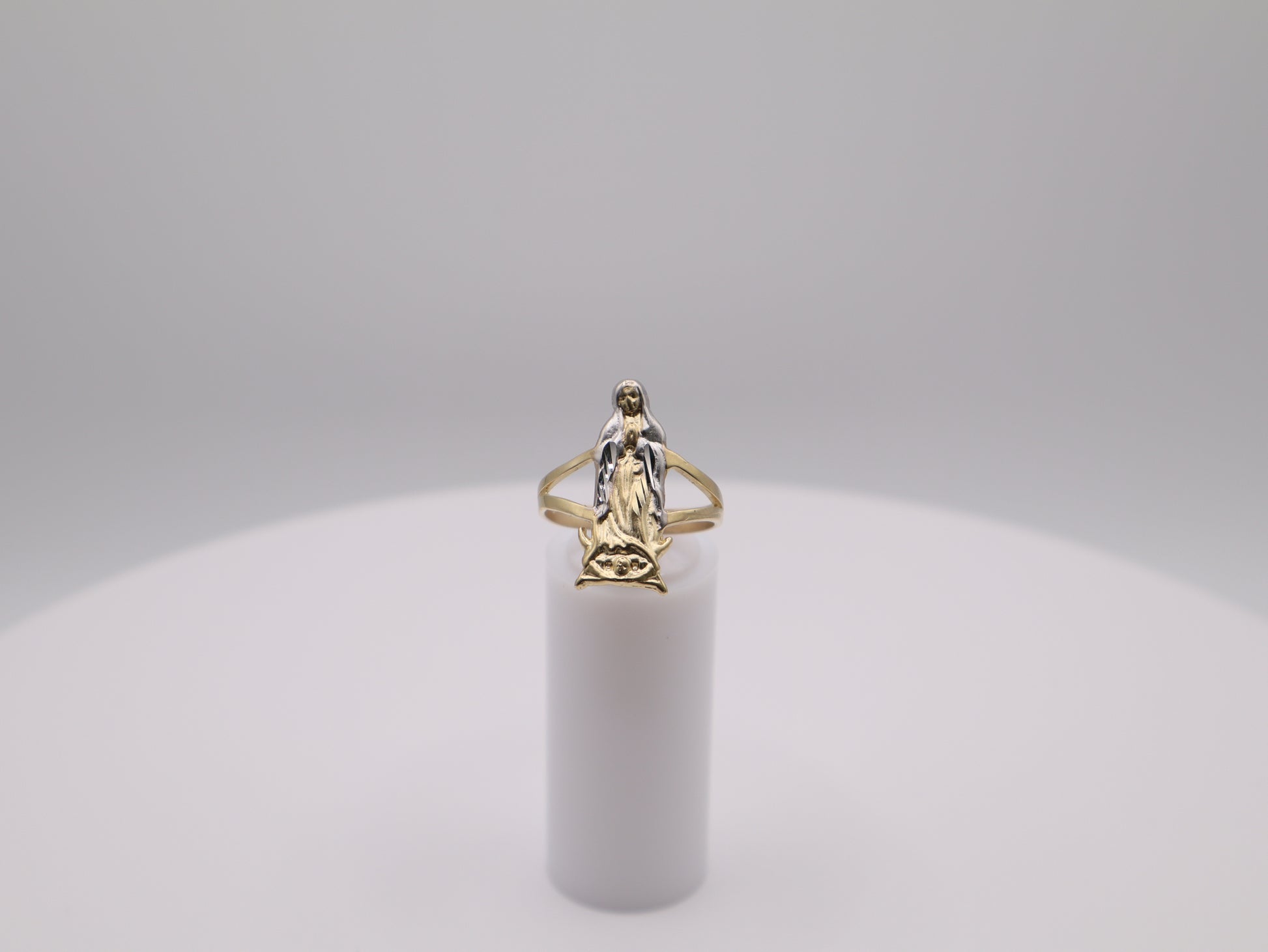 4.3g Size 8.5, 3mm Religious Ring