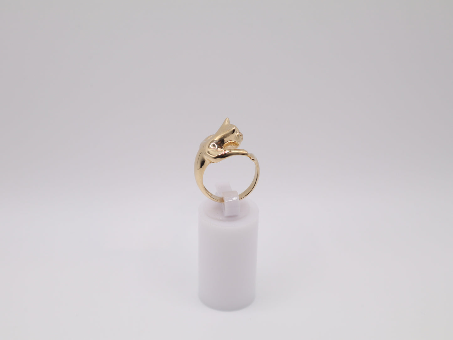 6.4g Size 7.25, 3.5mm Cat Ring