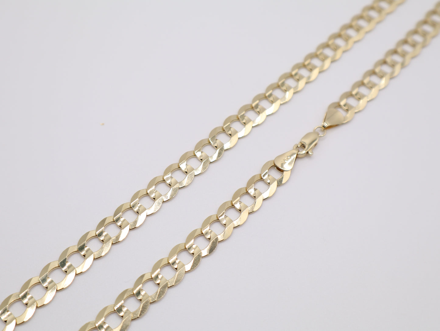 33.7g, 22.5in, 8.53mm Curb-Cuban Chain