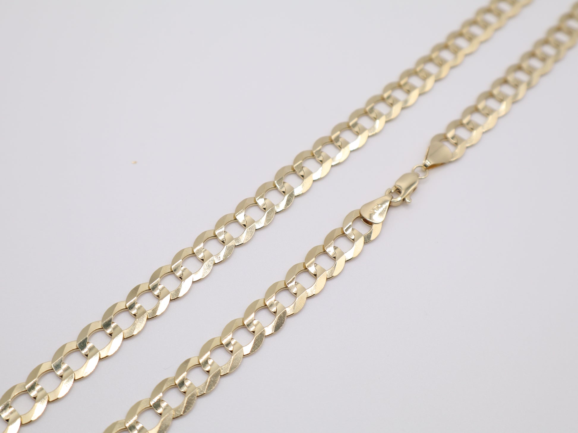 33.7g, 22.5in, 8.53mm Curb-Cuban Chain