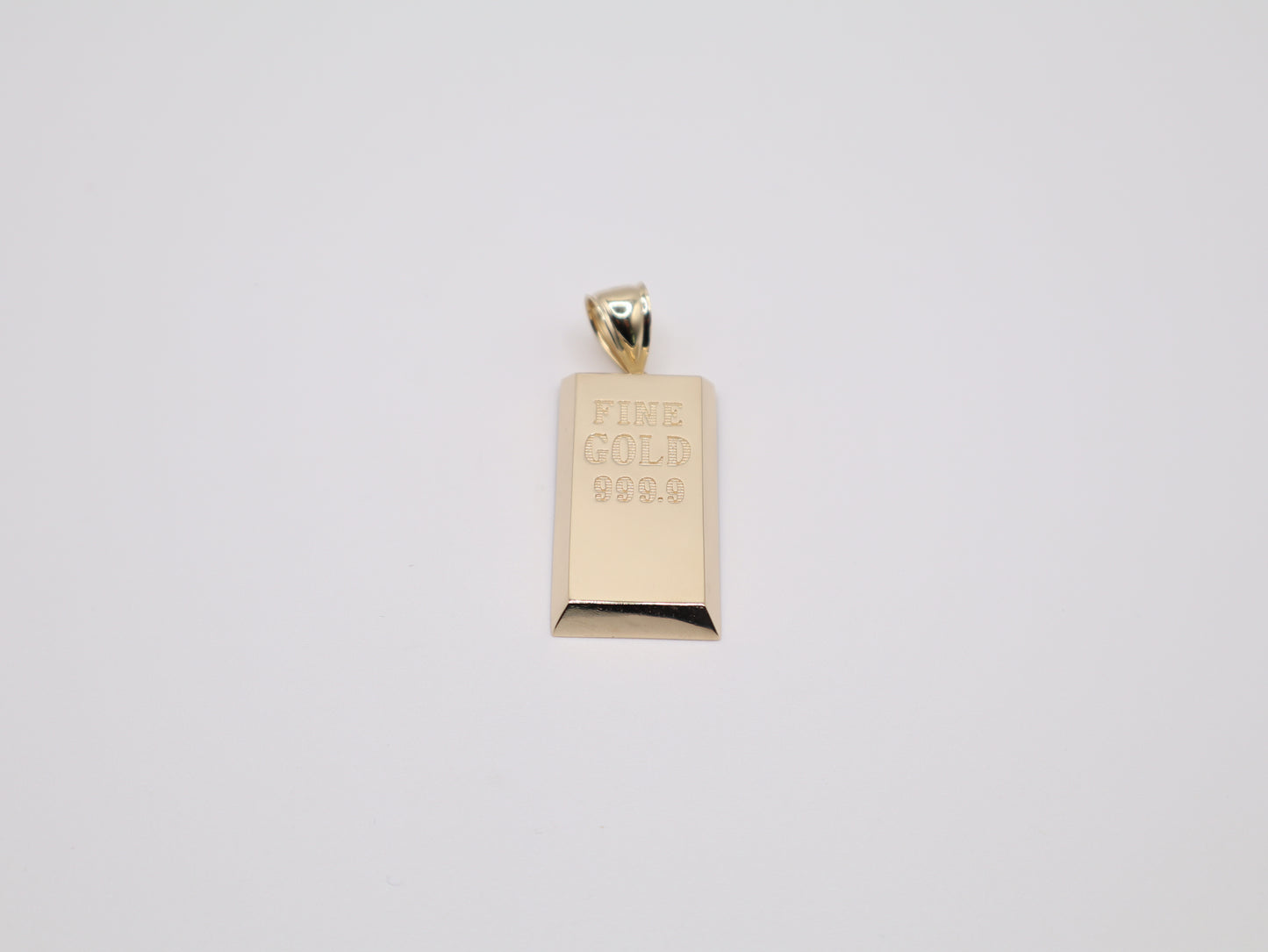 7.9g 1.75in, 1.63mm Gold Bar Charm