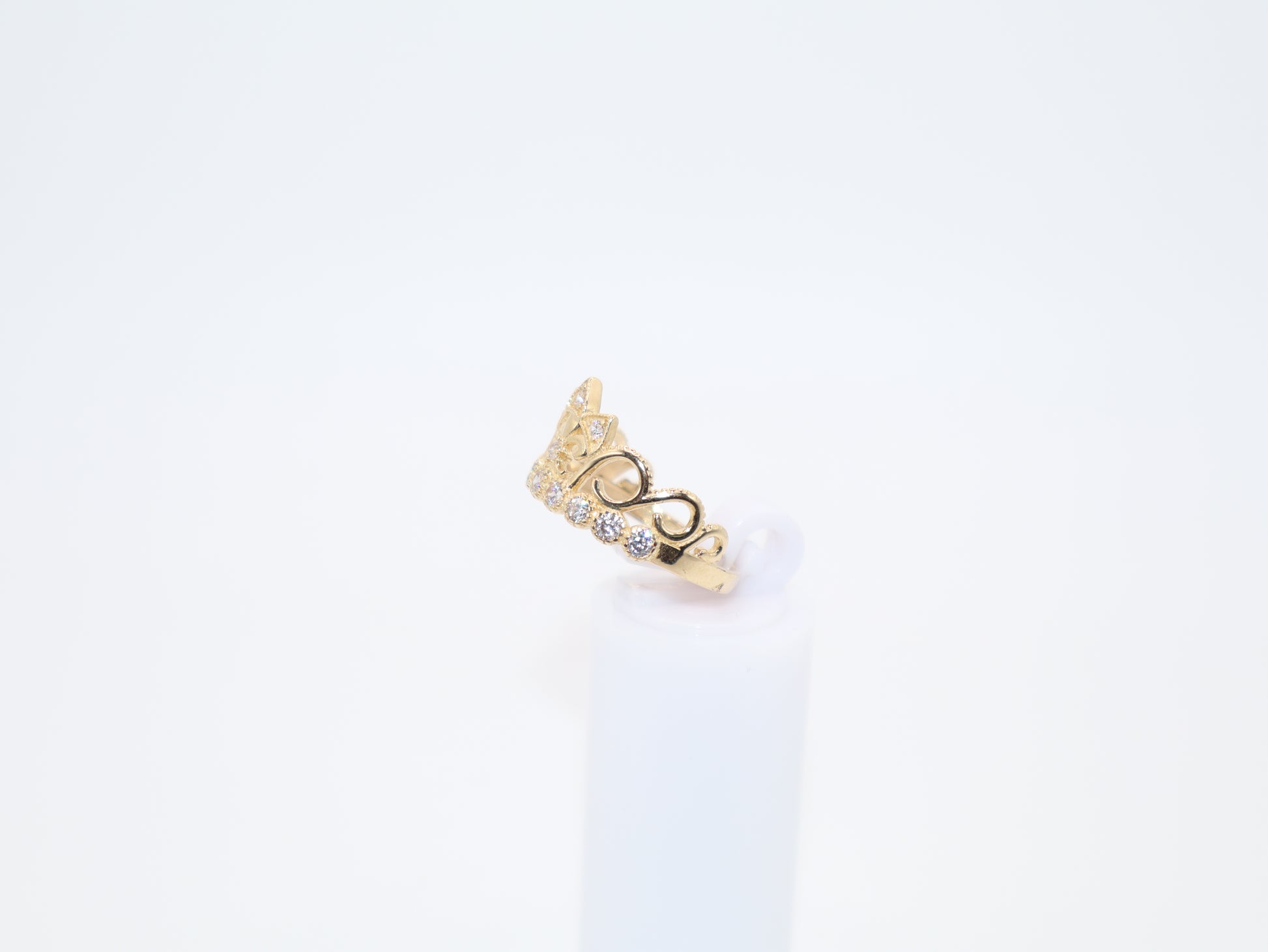 3.2g Size 8, 2.18mm Contemporary Ring