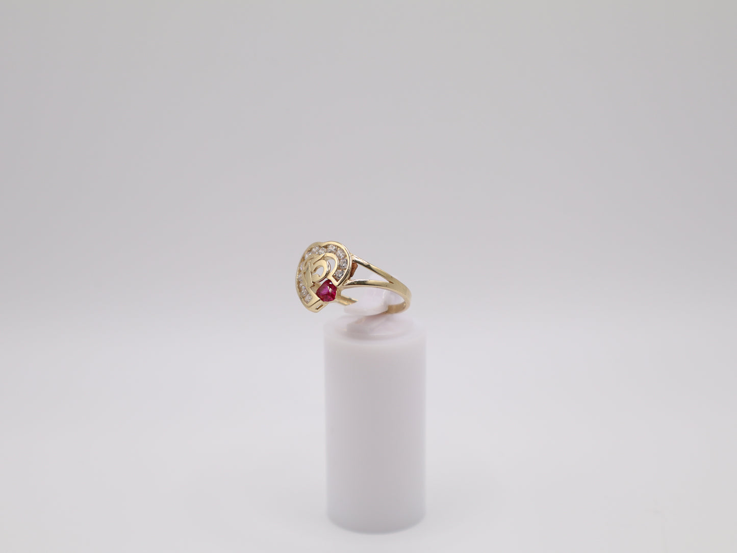 Size 8.5, 1.9mm, Quinceañera Ring