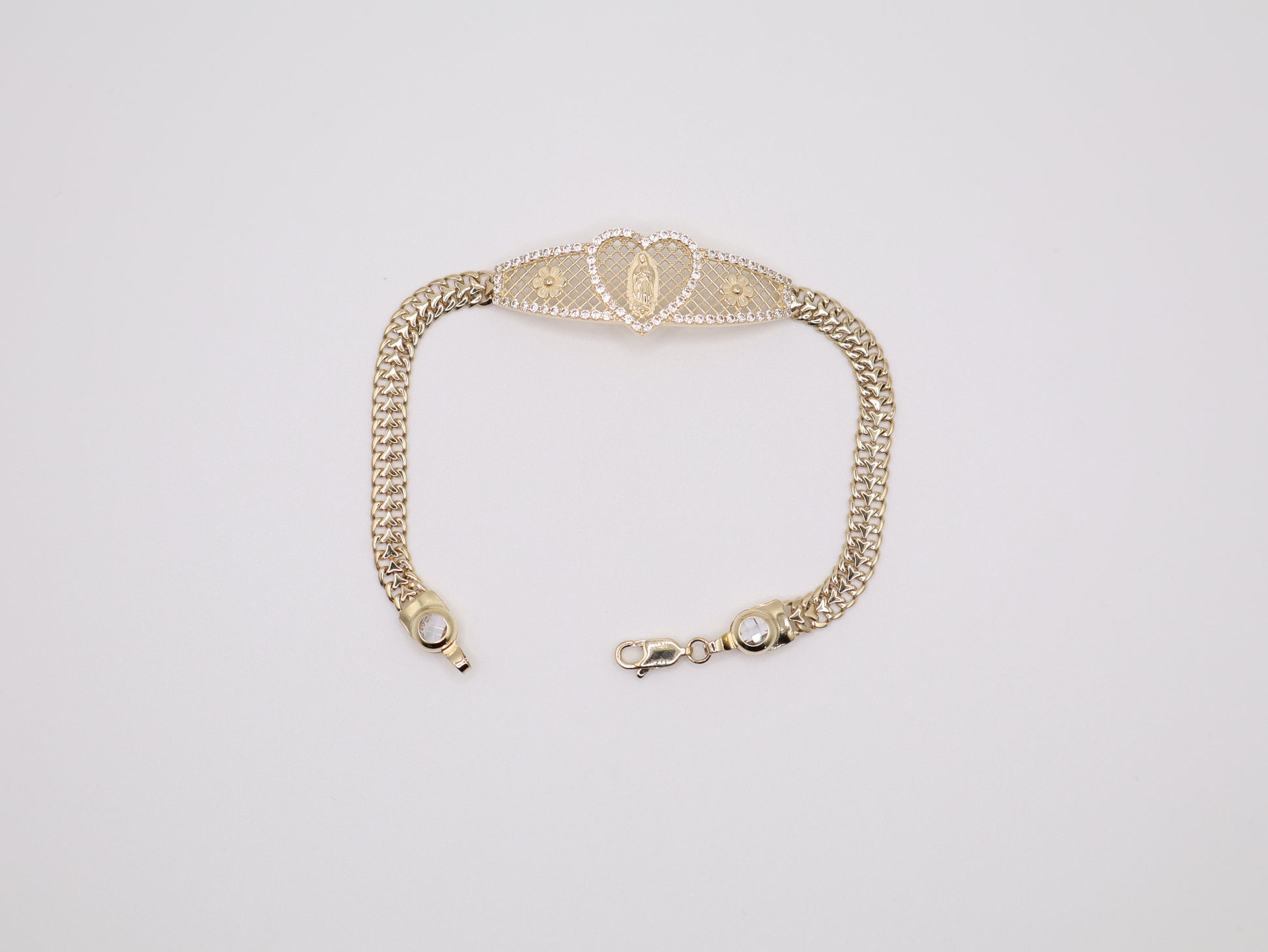 7g, 7.25in, 14.49mm Virgin Mary Heart Bracelet