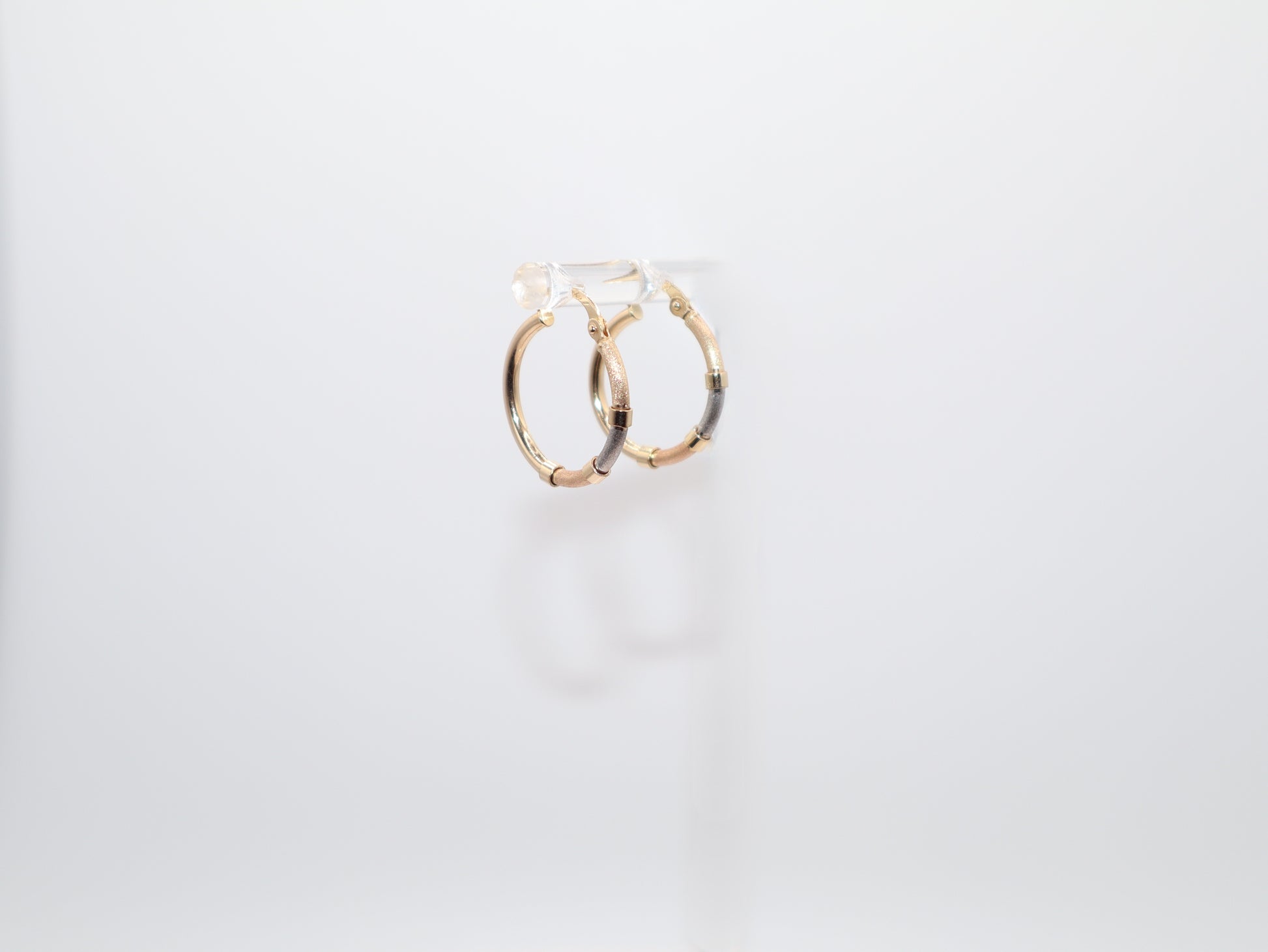 0.75in, Tri-Color Hoop Earrings