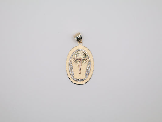 11.4g 2.37in, 32mm Tri-Color Jesus Christ Pendant