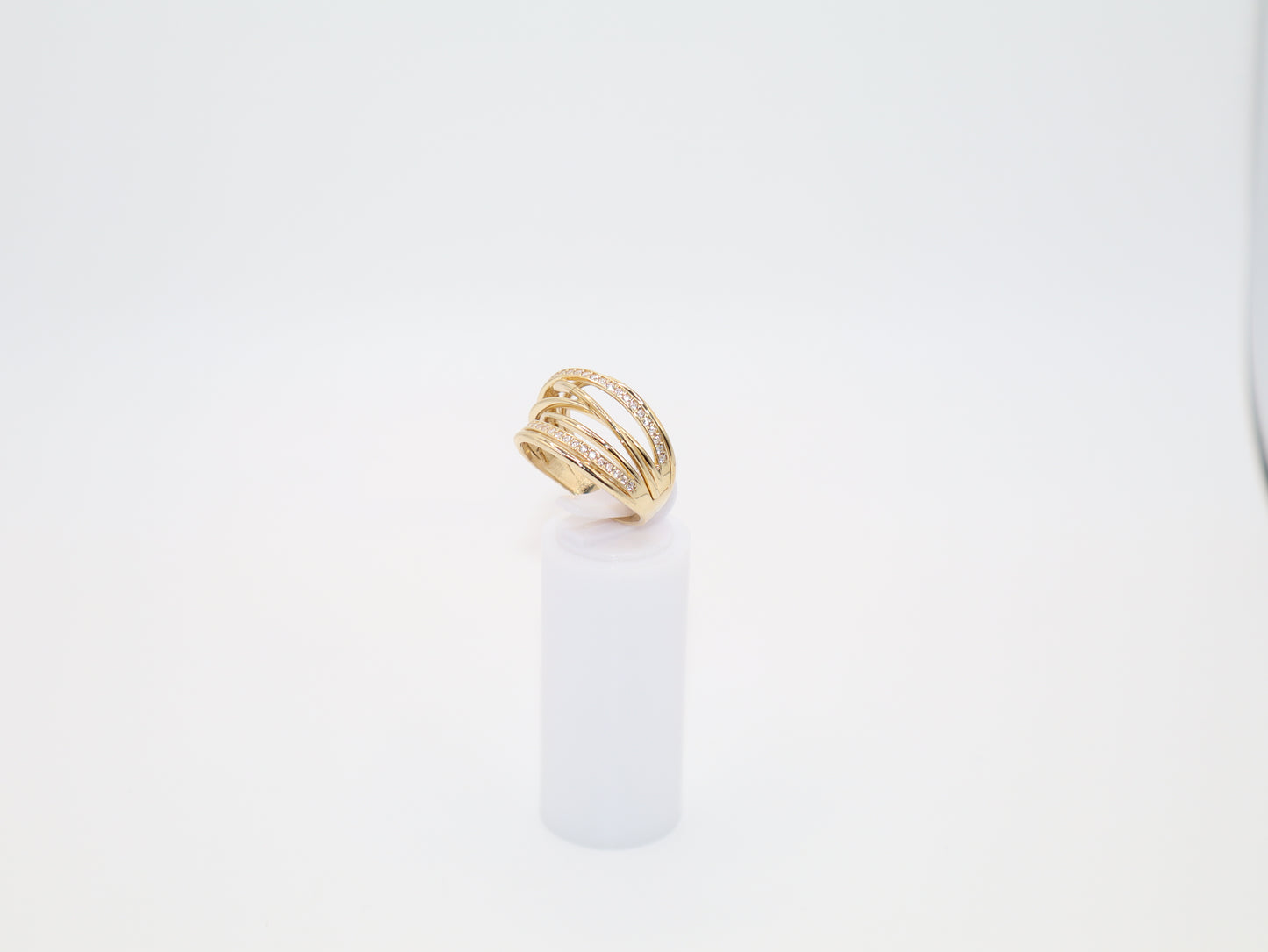 5.2g Size 7.5, 2.93mm Contemporary Ring