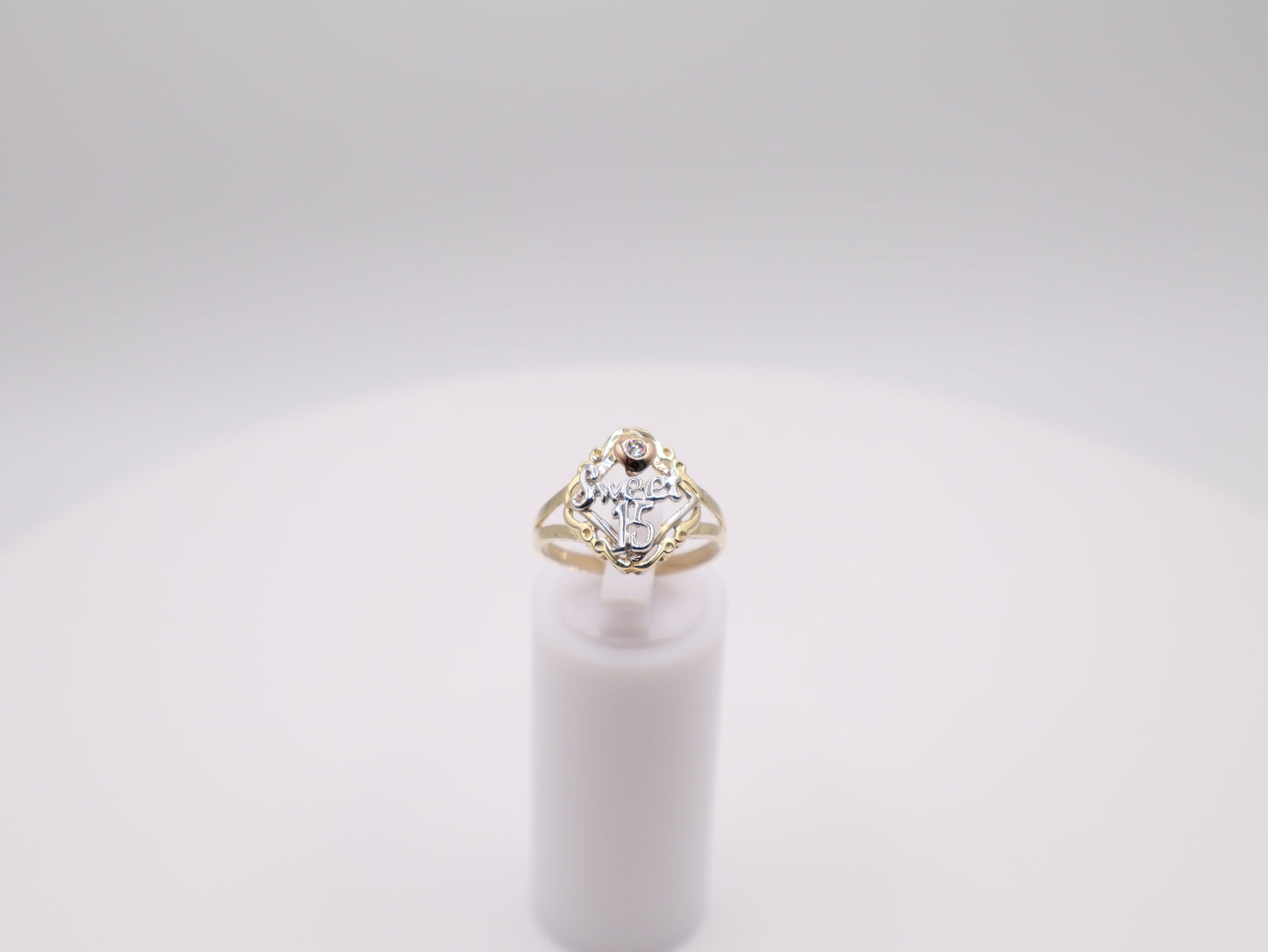 2.5g Size 6.75, 2mm Sweet 15 Ring