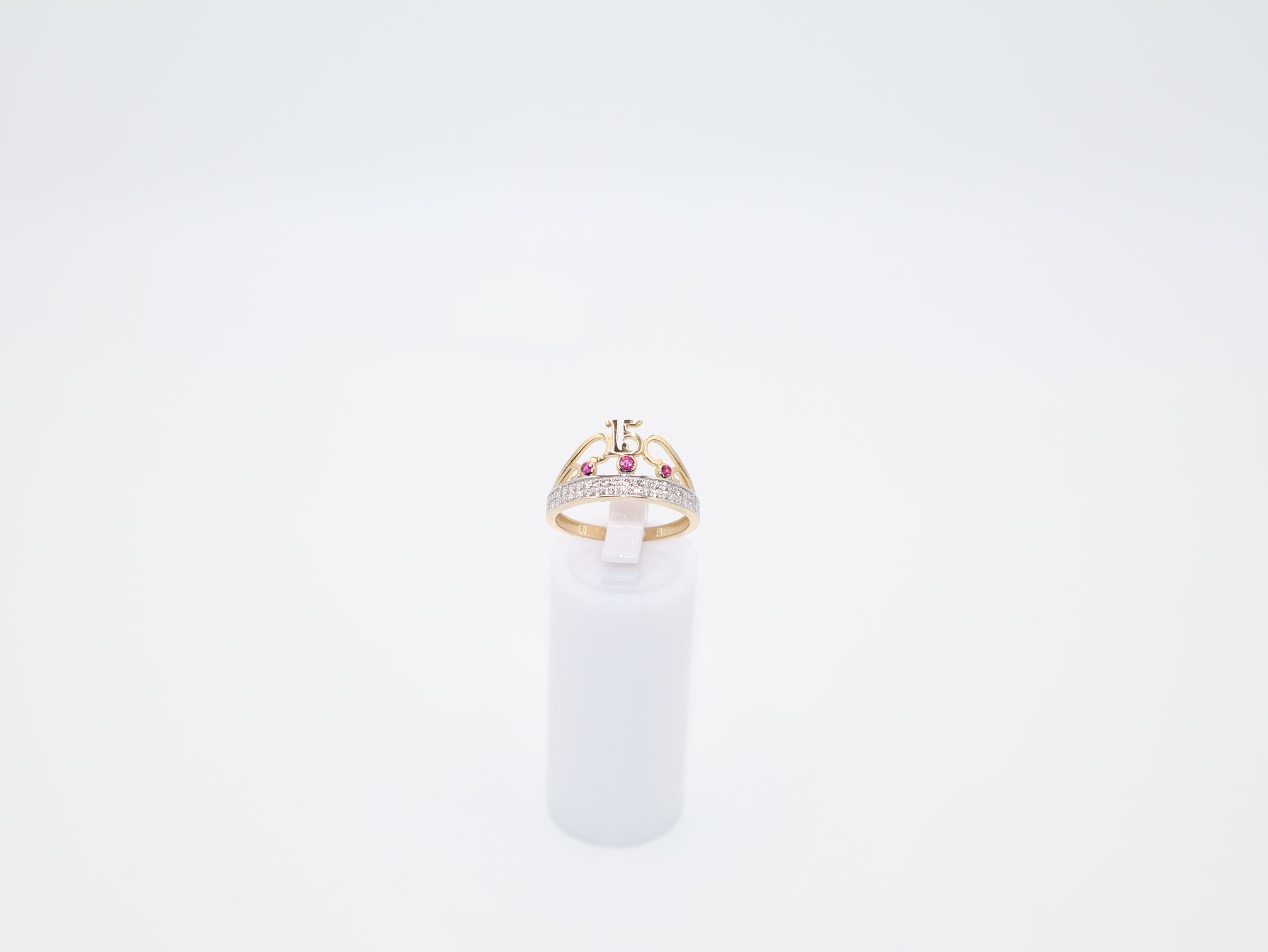 2.2g Size 7.25, 2.1mm Quinceañera Crown Ring