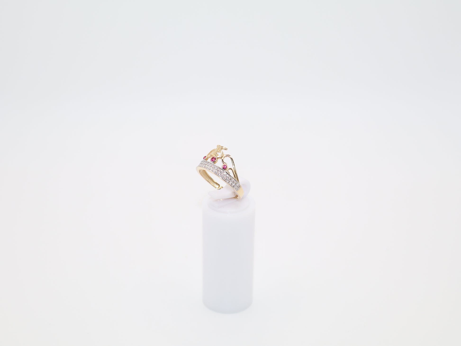 2.2g Size 7.25, 2.1mm Quinceañera Crown Ring