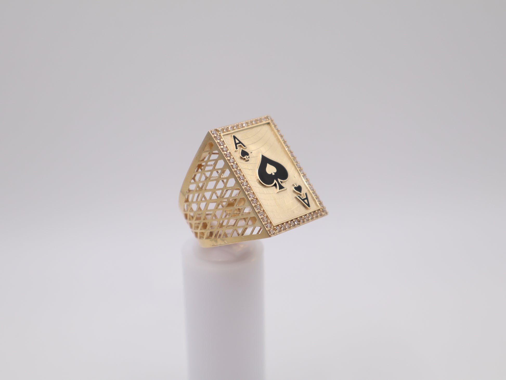 8.6g, 12.5 Ring Size, 8.22mm Ace Ring