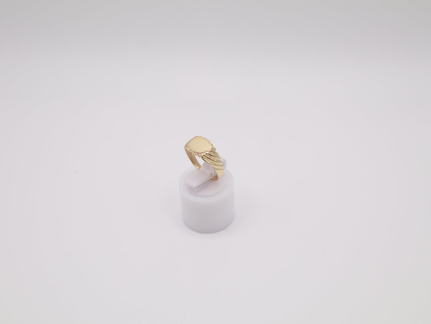 2g, 4.5 Ring Size, 2.22mm Engravable Ring