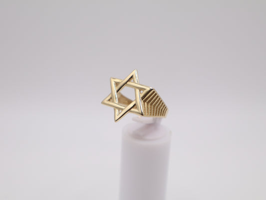 5.9g, 10.75 Ring Size, 3.22mm Star of David Ring