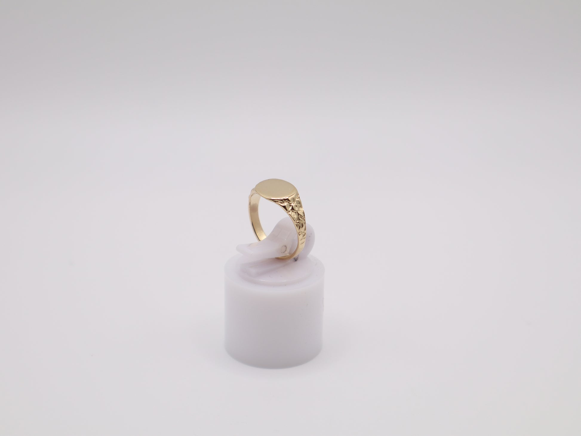 1.4g, 2.5 Ring Size, 2.31mm Engravable Ring
