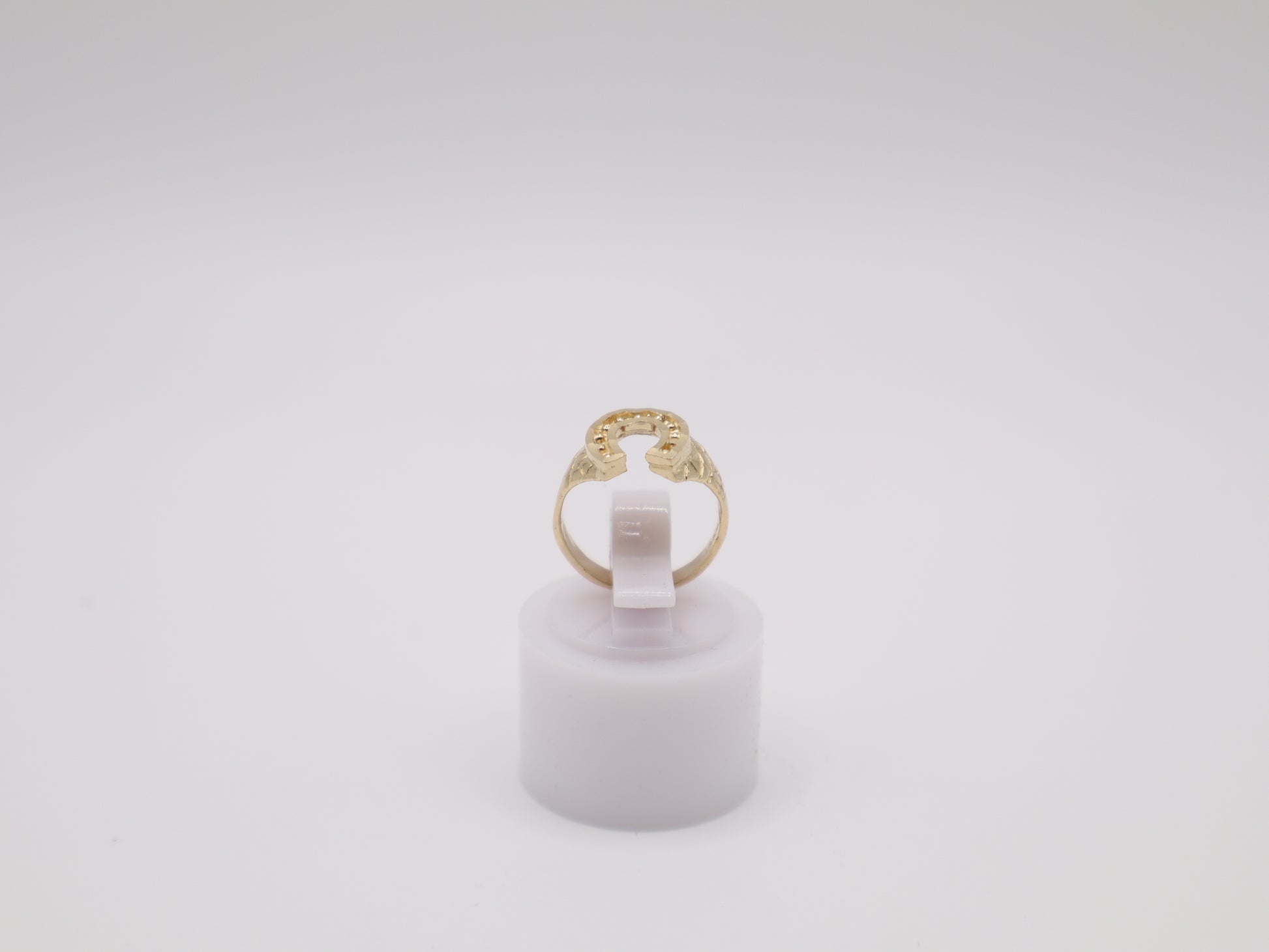 1.7g, 1 Ring Size, 3.51mm Horseshoe Ring