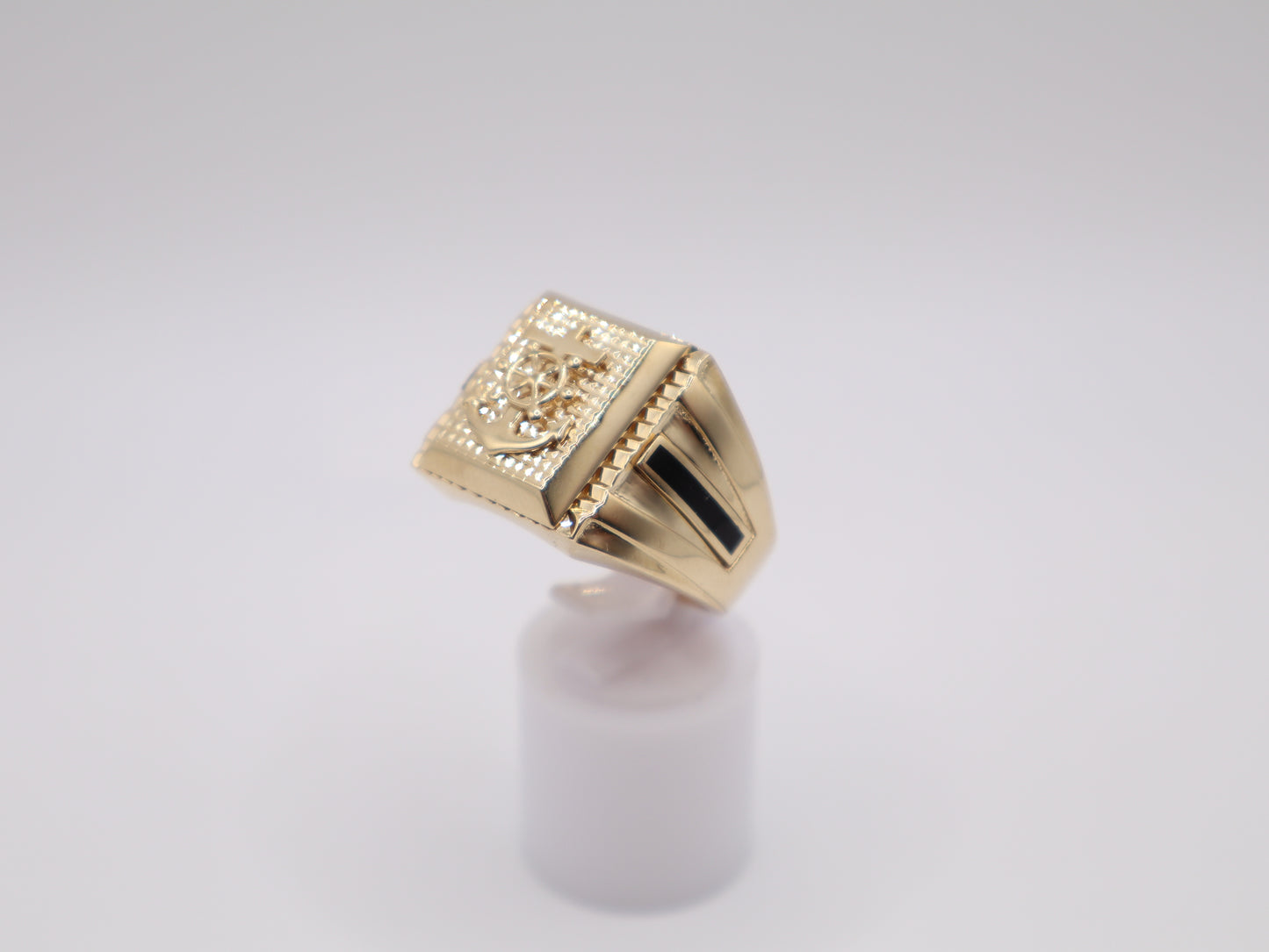 10.7g, 11.25 Ring Size, 5.07mm Anchor Ring