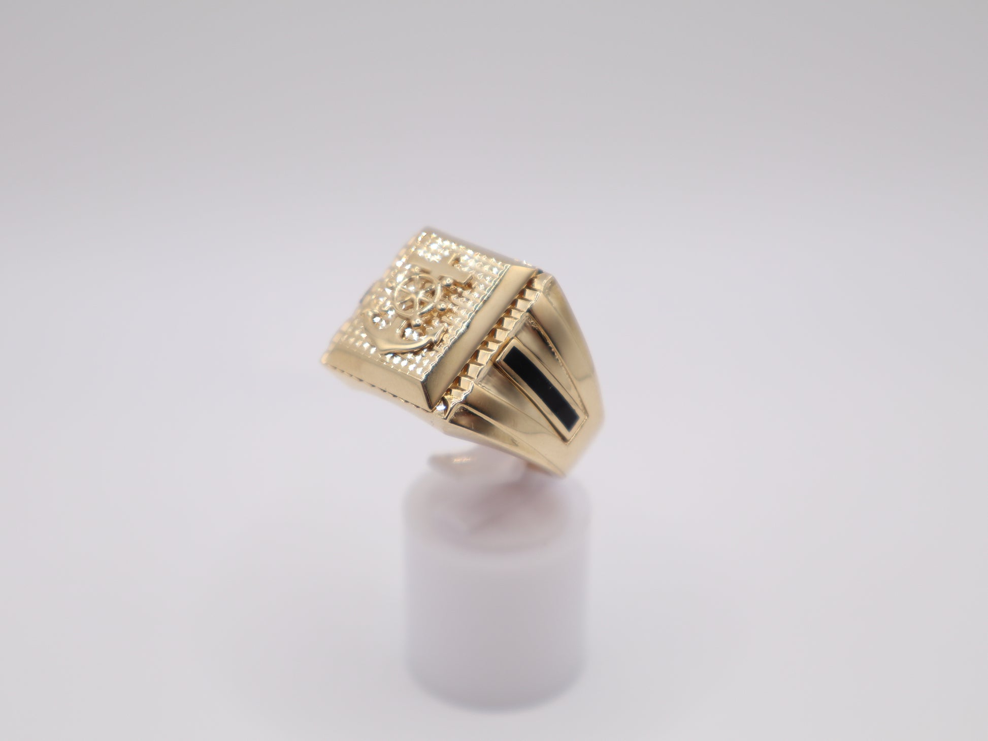 10.7g, 11.25 Ring Size, 5.07mm Anchor Ring
