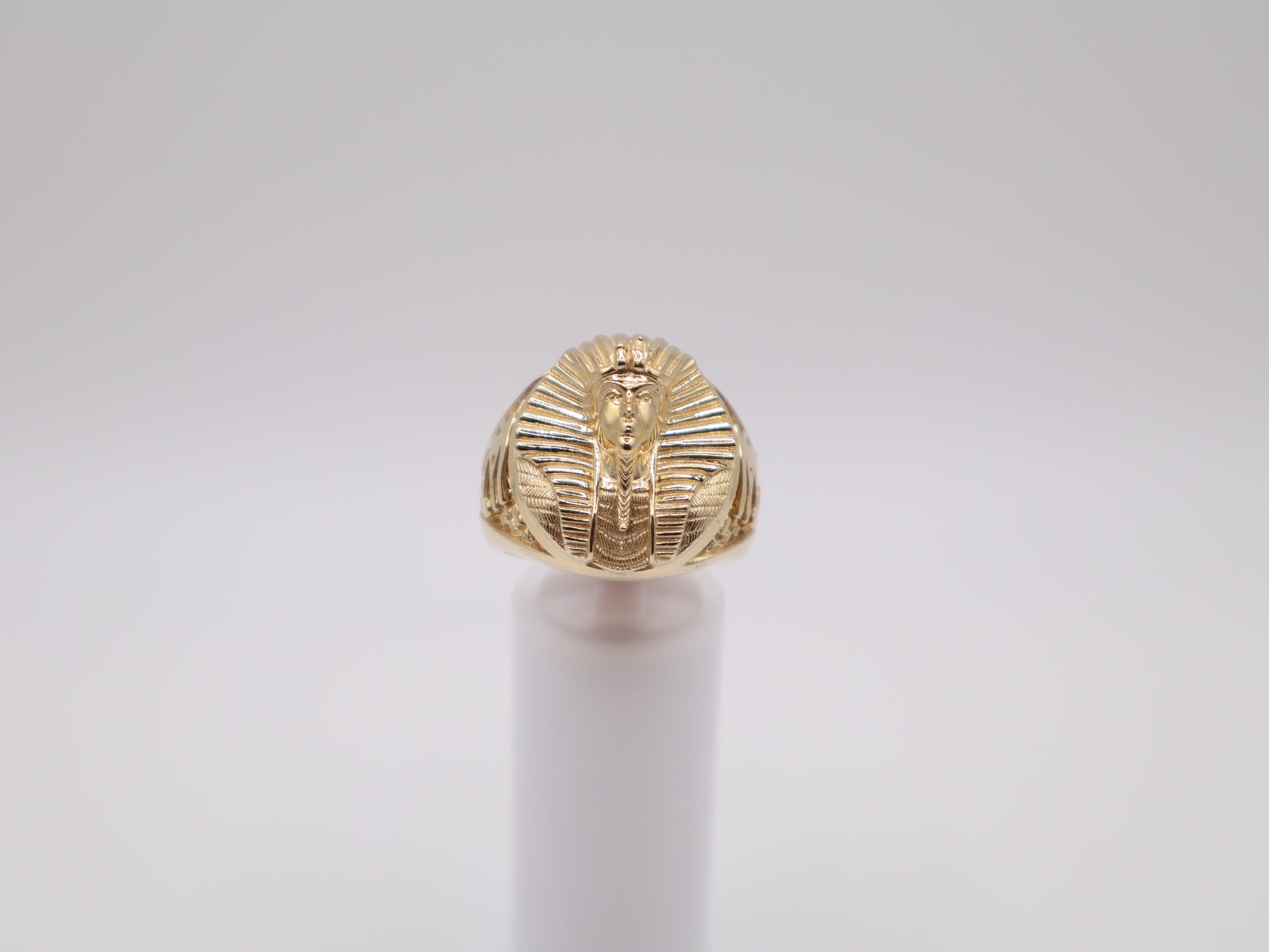 11.4g, 10.25 Ring Size, 7.14mm King Tut Ring