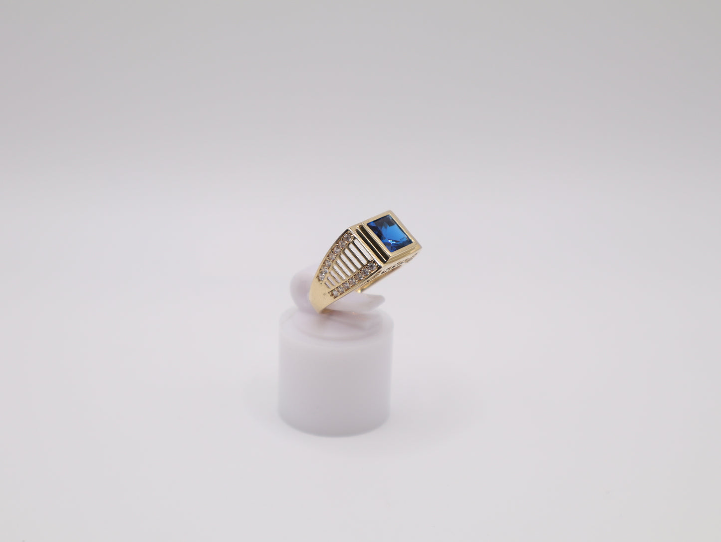 3g, 5 Ring Size, 2.76mm Blue Stone