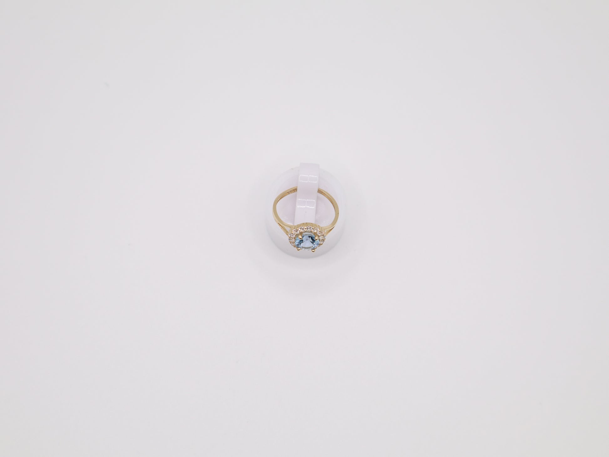 1.2g, 3 Ring Size, 1.57mm Blue Stone Ring